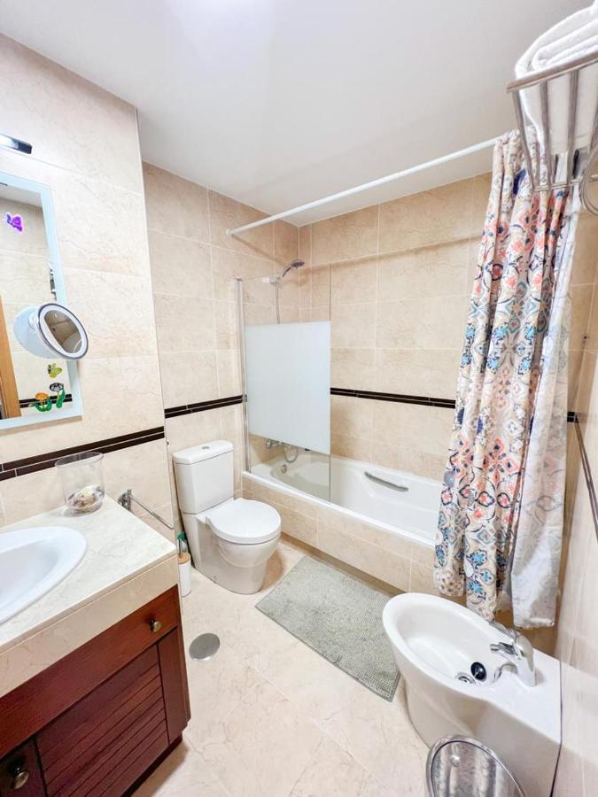Appartement Bright With Terrace, Pool And